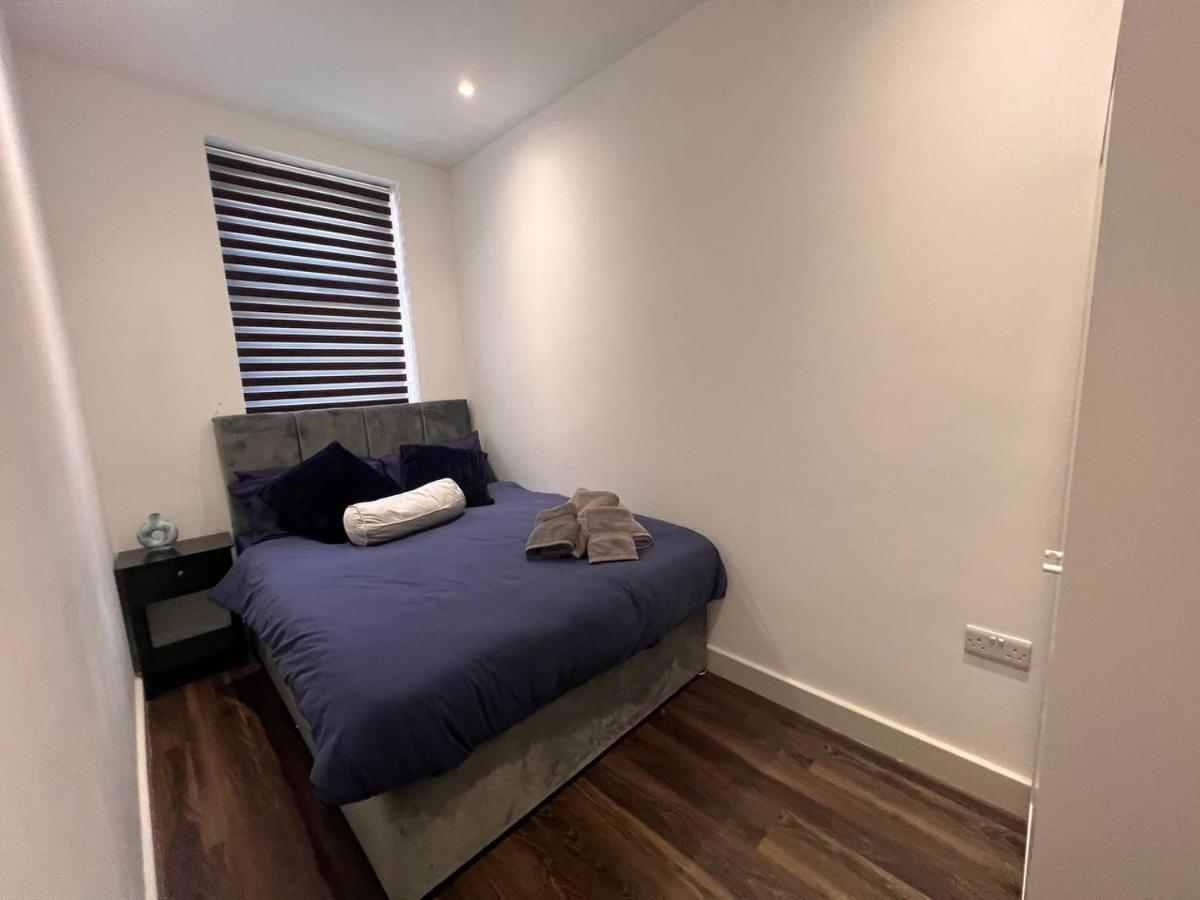 Star London Finchley Road 3-Bed Escape With Garden Apartment Bagian luar foto
