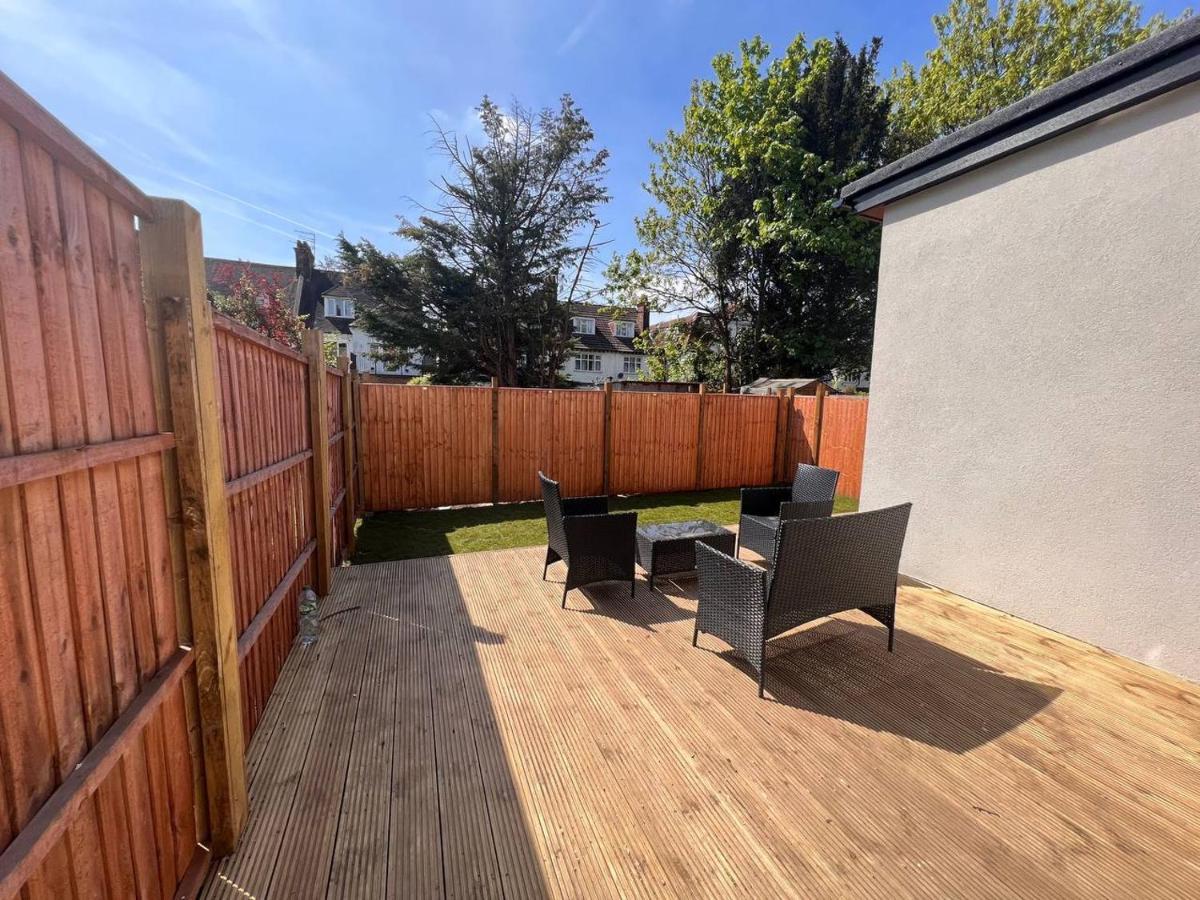 Star London Finchley Road 3-Bed Escape With Garden Apartment Bagian luar foto